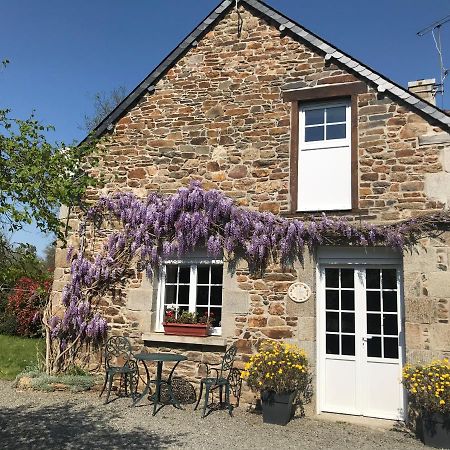 Charming Gite In Brittany Plenee-Jugon Exteriör bild