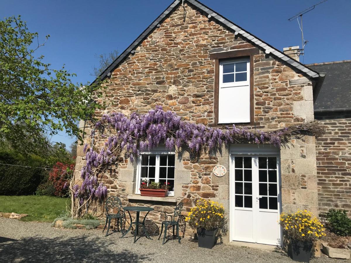 Charming Gite In Brittany Plenee-Jugon Exteriör bild